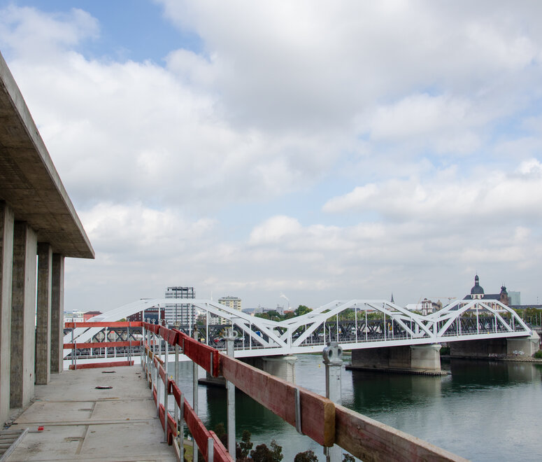Ausblick Rheinbrücke Ludwigshafen
